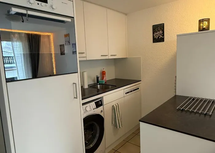 アパート Alpina Fee Center サース フェー