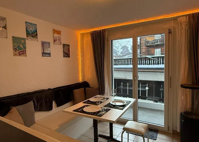 Alpina Fee Center * サース フェー